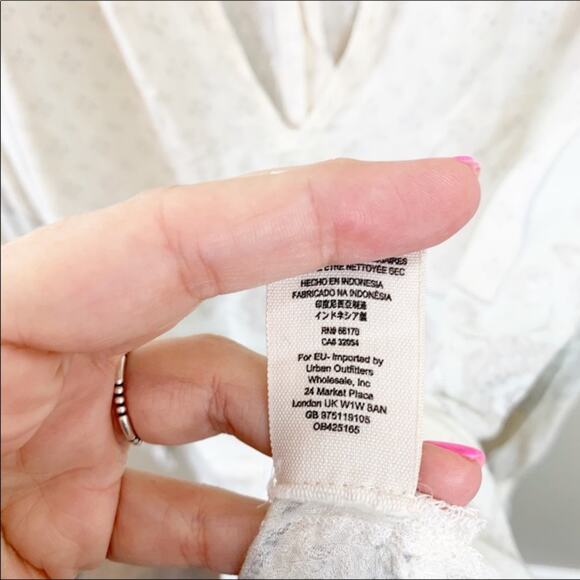 Free People Changing Times Floral Print White/Blue Tunic - Picture 6 of 8